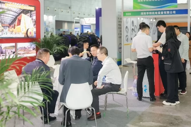 湖南砂石展(图3) 图片33.jpg